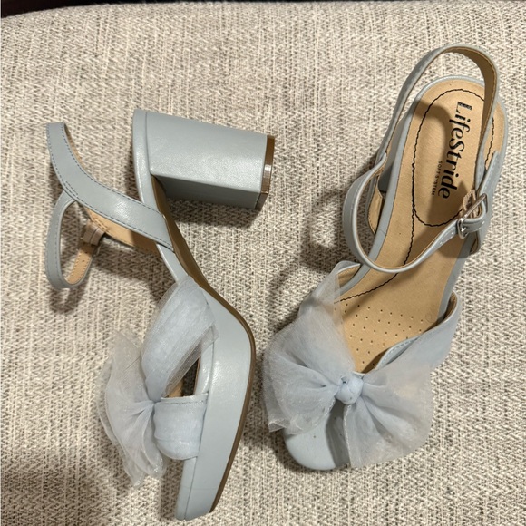 Never Worn Life Stride Light Blue Heels with Bow Detail - Picture 3 of 3